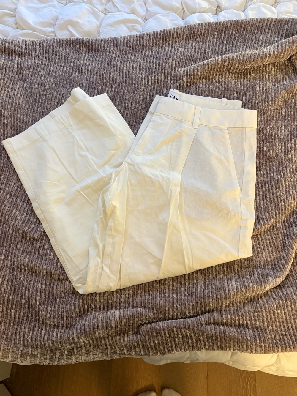 GAP Cream Women's Dress Pants - Pleated Front